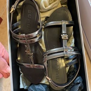Burberry Flat Sandals in great condition size 37.5